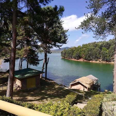 Le Chateau Du Lac De Mantasoa Exterior photo